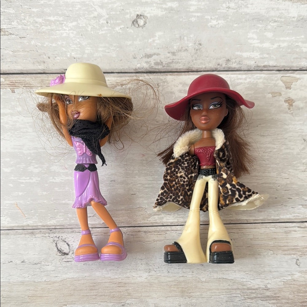 Bratz 2003 Collectible Fashion Dolls with Hats and Outfits Set of 2 Kids Toys